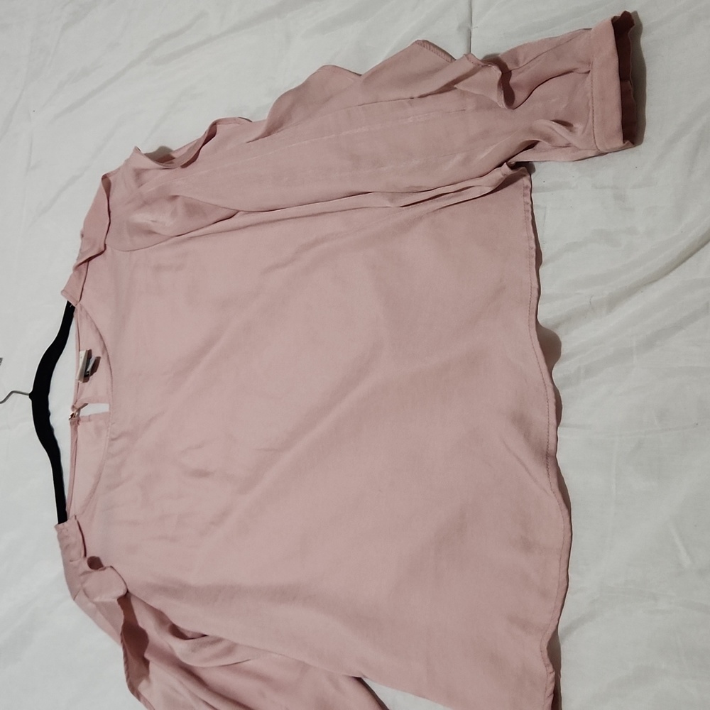 blouse a.n.d ea wy size M